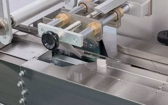 Reasonable Layout Zp-408s Tissue Packing Machine for Daily Necessities